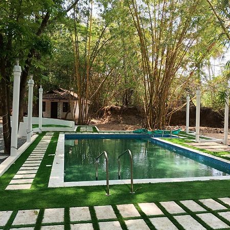 Surya Eco And Wedding Resort Thrissur Bagian luar foto
