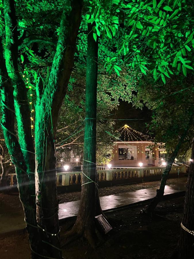 Surya Eco And Wedding Resort Thrissur Bagian luar foto