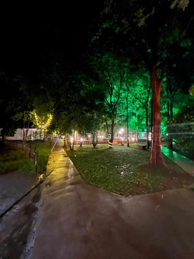 Surya Eco And Wedding Resort Thrissur Bagian luar foto