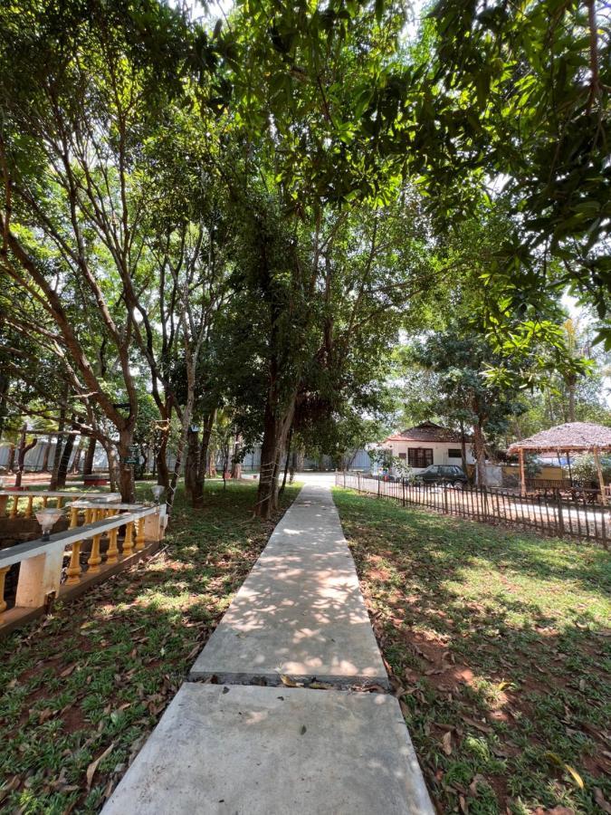 Surya Eco And Wedding Resort Thrissur Bagian luar foto