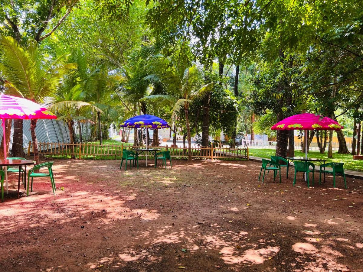 Surya Eco And Wedding Resort Thrissur Bagian luar foto